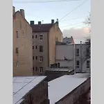 Bright And Cozy Studio In City Centre