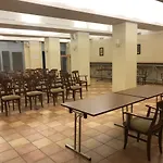Toss Hotel