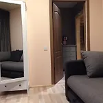 Oak Lounge Lux Apartment