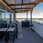 Skyhouse Riga Private Penthouse And Spa