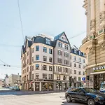 Perfect Location Cozy Studio Apt ➤Fully Equipped