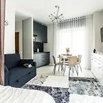New Modern Studio Apartment In The Old Town Riga