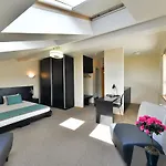 Hotel Vantis Riverside