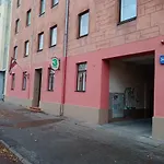 Family Or Group Apartment In Silent Center