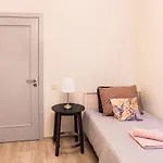 Morrison Apartment/15 Guests/7Bedrooms/Riga Old Town