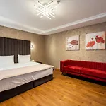 Old Riga Plaza Hotel
