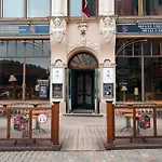 Blue Bird Hostel In Riga Old Town