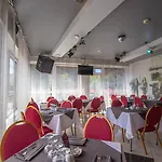 Hotel Best With Free Parking