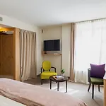 Dome Hotel