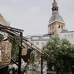 Dome Hotel