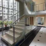 Riverside Design Apartment With Underground Private Parking
