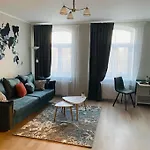 1-Bedroom Loft In Siena Tirgus