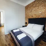 Sherlock Apartments