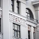 Library House \