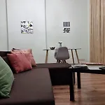 Art Deco One-Bedroom Suite In Library House With Free 5G Wifi