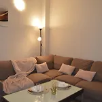 Romantic Studio Apt-Great Location- City Center-Free Parking-Self Check-In- Till Old Town 20 Min