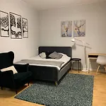 Perfect Location Cozy Studio Apt ➤Fully Equipped