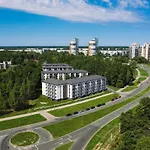 Cozy 2-Bedrooms Apartment In A New Complex Near The Airport And The Center