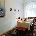 Unique Spacious Classic 3 Bedroom Midtown Apartment ! Billiard Room !