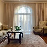 Classy Apartment In Good Neighbourhood