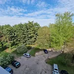 Sunny Family Apartment