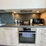 Valentine\'S Apartment
