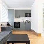 Cozy&Chic - A Modern Apartment In The New City Centre