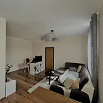 Spacious Apartment For Up To 3 People In Riga Centre