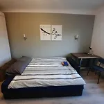 Cozy And Quiet Apartment In Riga