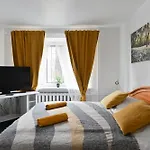 Cozy Apartment Next To Old Riga