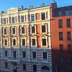 Golden Palms Apartment In The City Centre