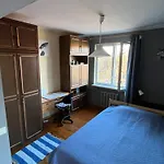 Comfy, Well-Located Flat In Green Agenskalns