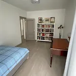 Hugo Apartment & Parking