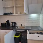 City Inn River View 2 Bedroom Apartment With Parking