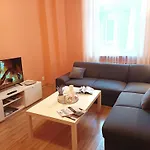 Spacious Old Town Family Peachy 2 Bedrooms Apartment, Nearby The Riga Presidential Castle