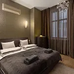 Beautiful 1Bd Old Town Apartment