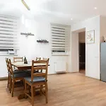 Cozy&Chic - A Luxury And Spacious Apartment In The Heart Of Riga