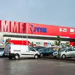 Nice Apartment In Riga Suburbs