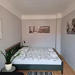 Artilerija\'S Apartment