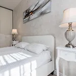 Stylish Old Town Apartment