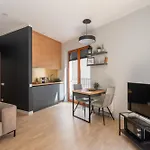 Cosy Studio Apartment In Ridzenes Residence