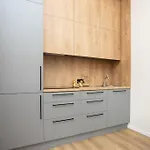 Bright And Central 2-Room Flat Near The Old Town