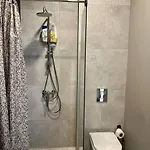 Modern Central Apartment Riga Retreat