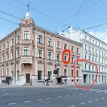 Small Cozy Studio In Riga