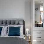 Great Location Studios - 5Min To Old Town