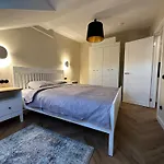 B34 Loft Apartment