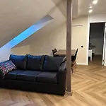 B34 Loft Apartment