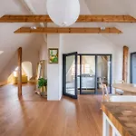 Riverside Flat With A Beautiful View Over Riga
