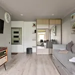 Quiet Loft With Free Parking