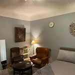 Vienibas Apartment